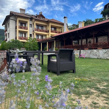 Kris Guest House Девин Экстерьер фото