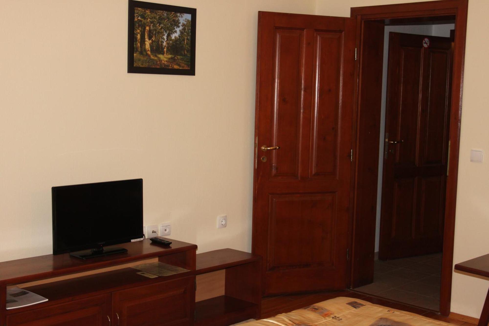 Kris Guest House Девин Номер фото