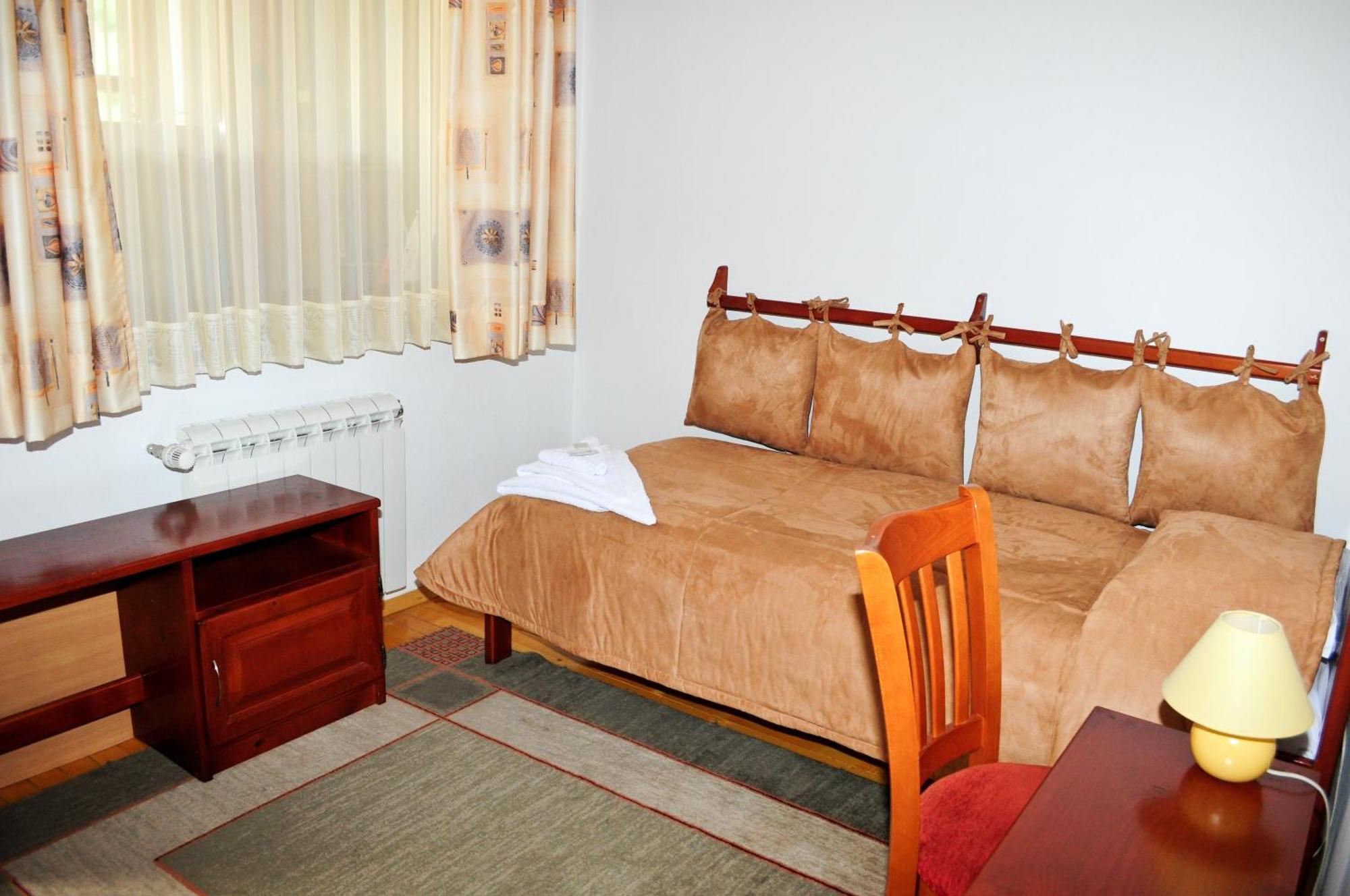 Kris Guest House Девин Номер фото