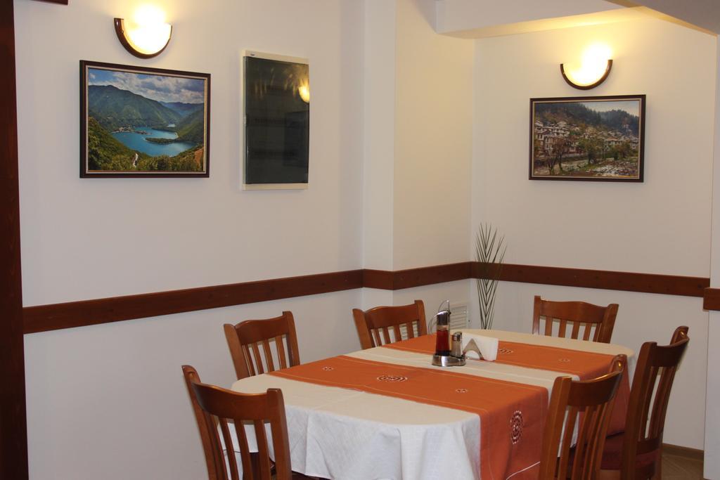 Kris Guest House Девин Экстерьер фото