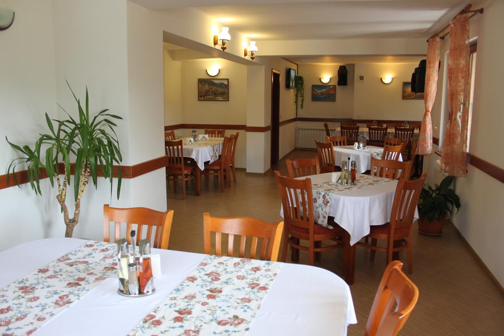 Kris Guest House Девин Экстерьер фото