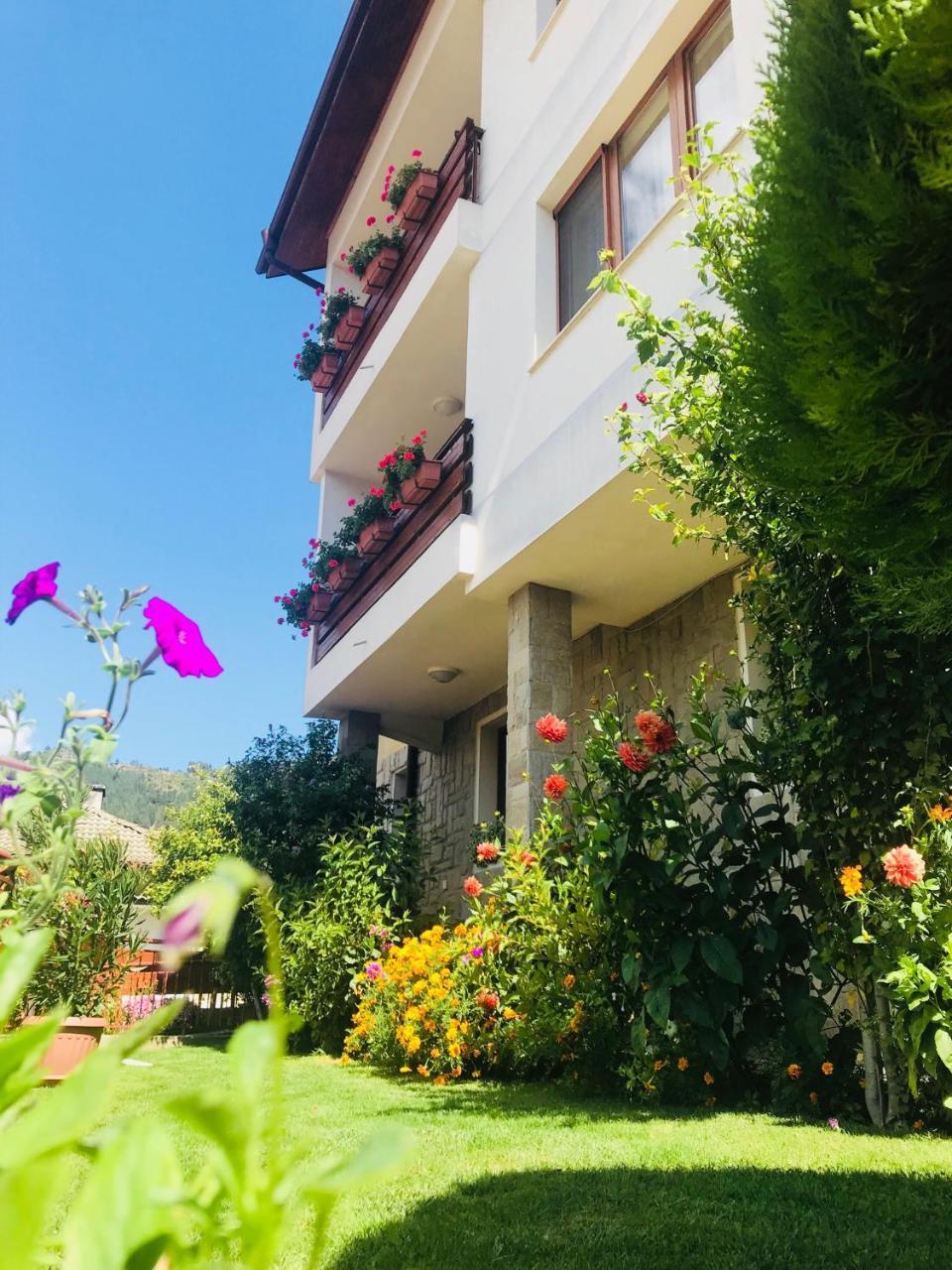 Kris Guest House Девин Экстерьер фото